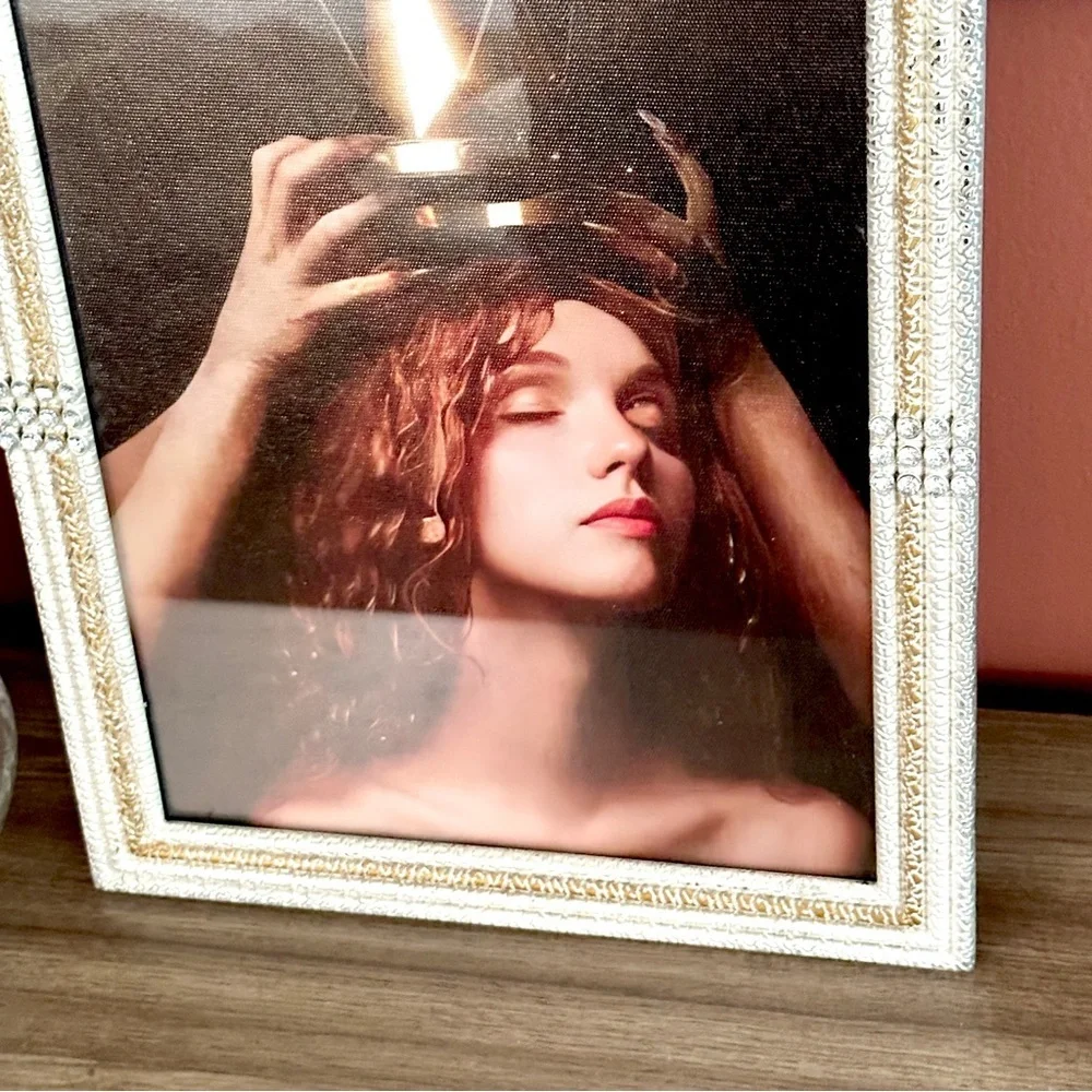 Crowned Queen Renaissance Woman Framed Wall Art Canvas Print Sparkle Baroque
